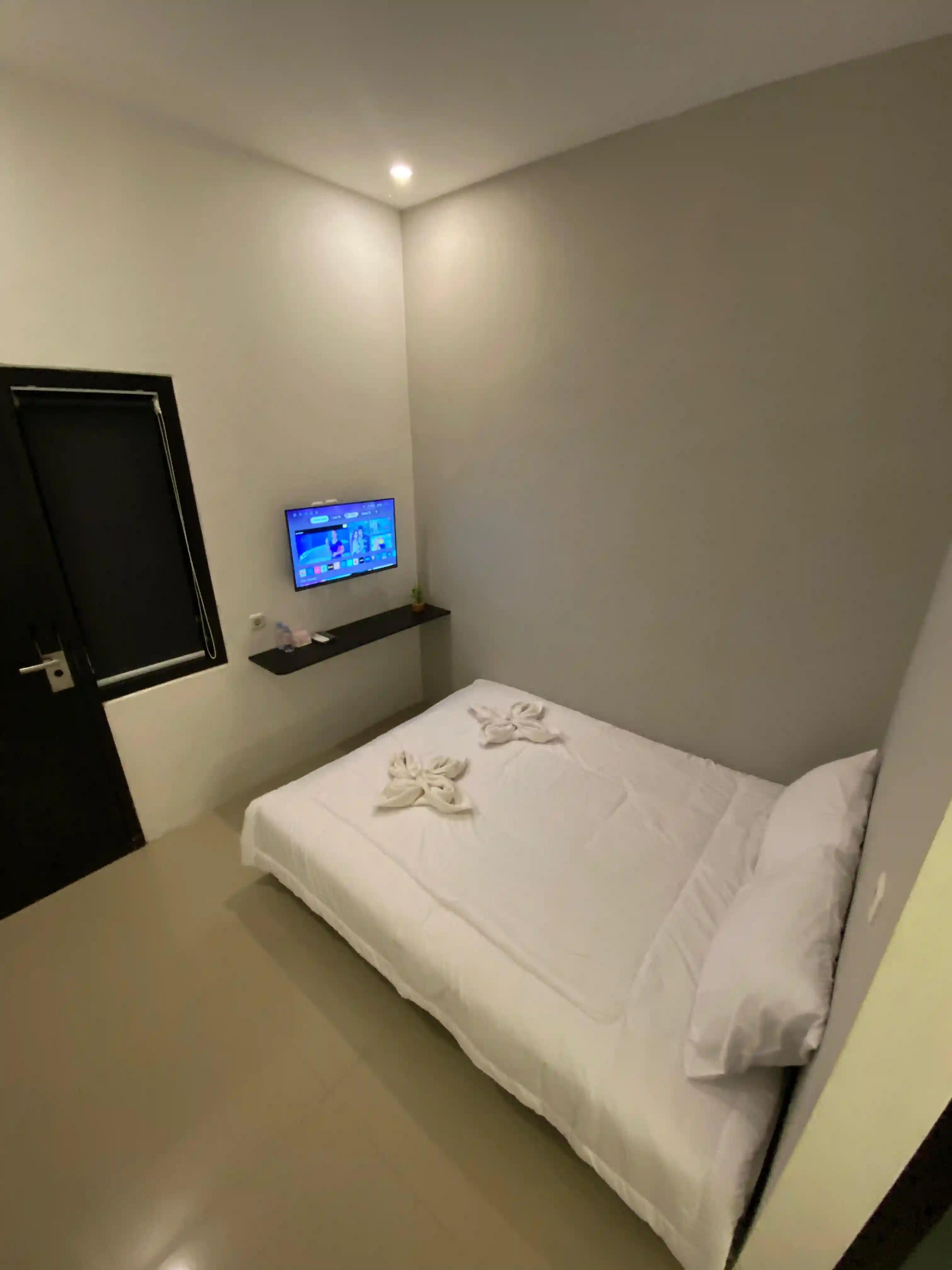 Room 3