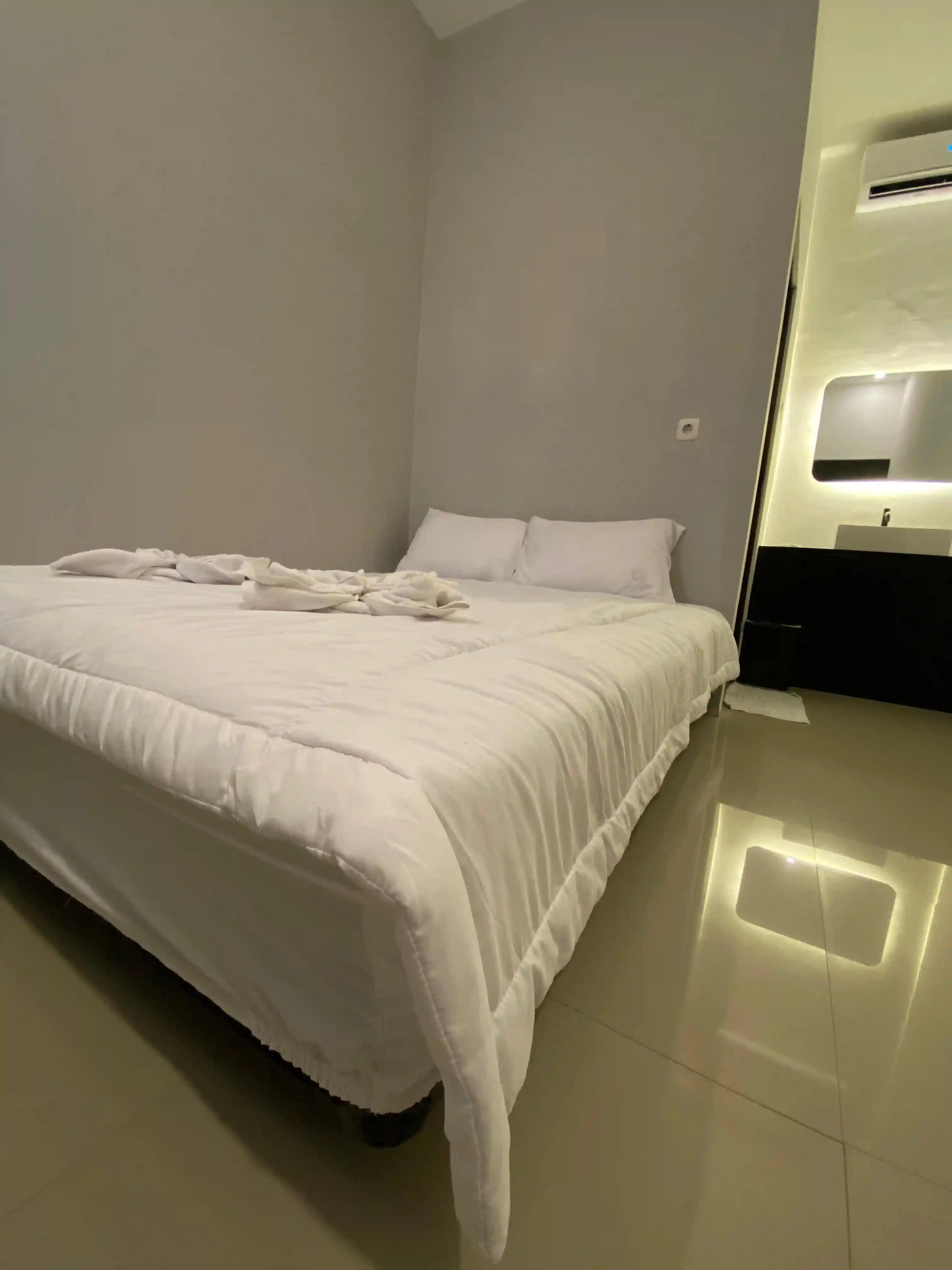Room 5