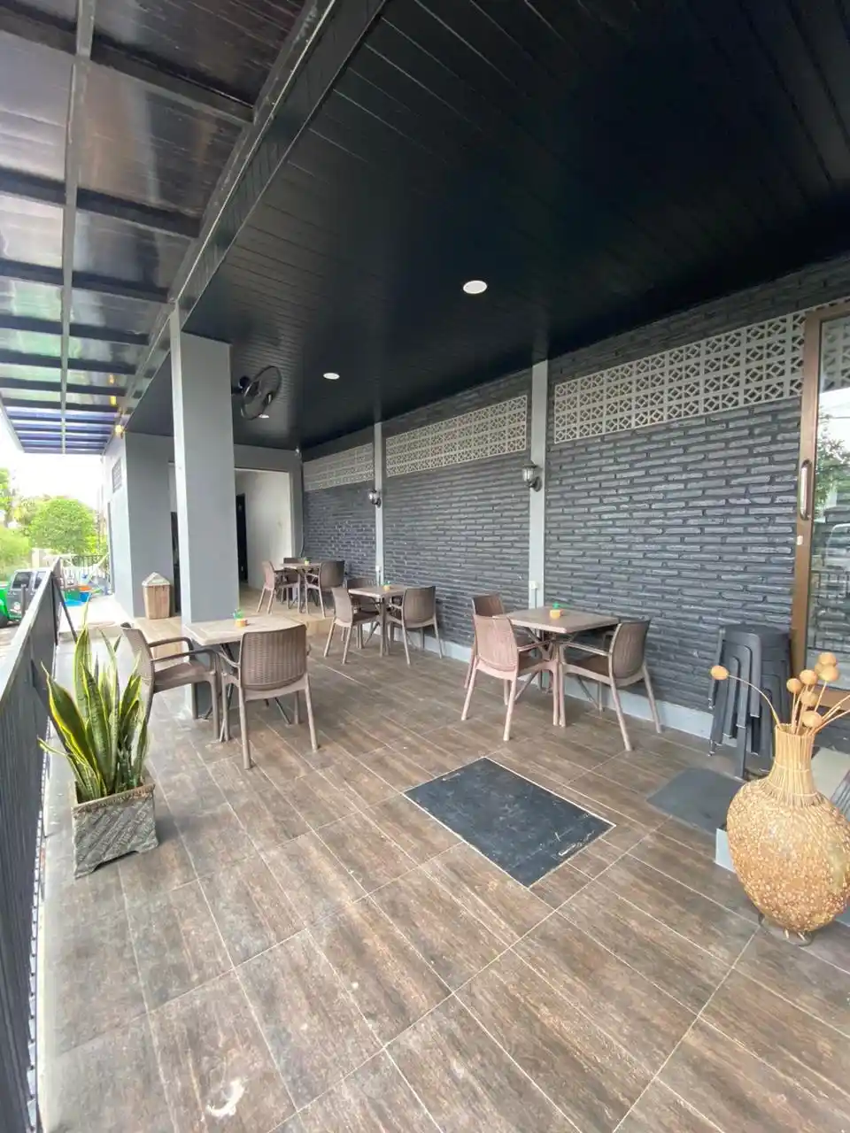 Lounge Area
